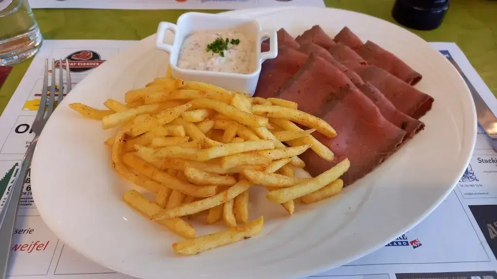 Suzanne Lauber_Restaurant café de l'Etoile_Belfaux_review