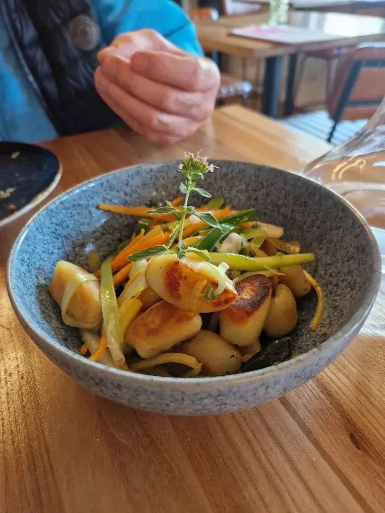 Daniel Castelhano_L'embuscade_Matran_avis