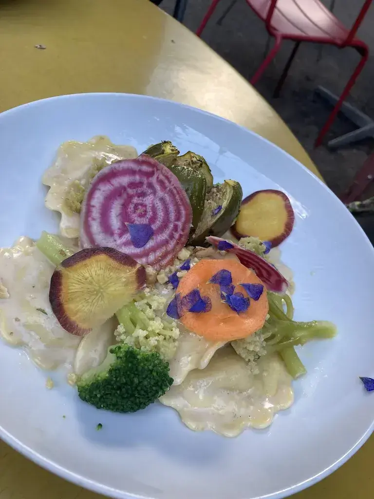 M Nørregaard_Le Port de Fribourg_Fribourg_avis