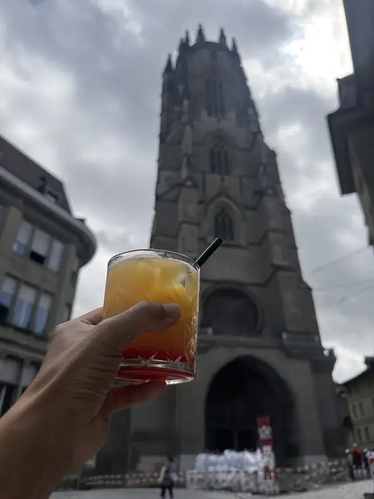 Anthony Teh_Au Bourg' Joie_Fribourg_review