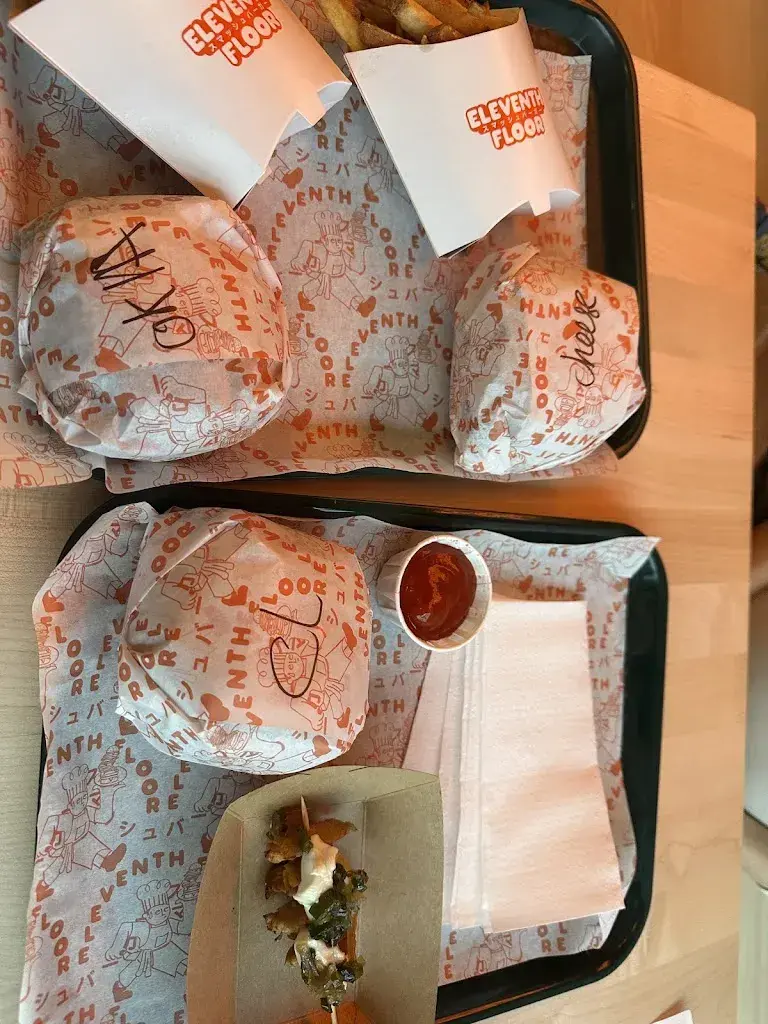 Andrea Rosafio_Eleventh Floor_Granges-Paccot_avis