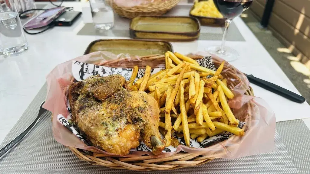 KOLIAS ZACHARIAS_Restaurant l'Aigle Noir_Neyruz_review