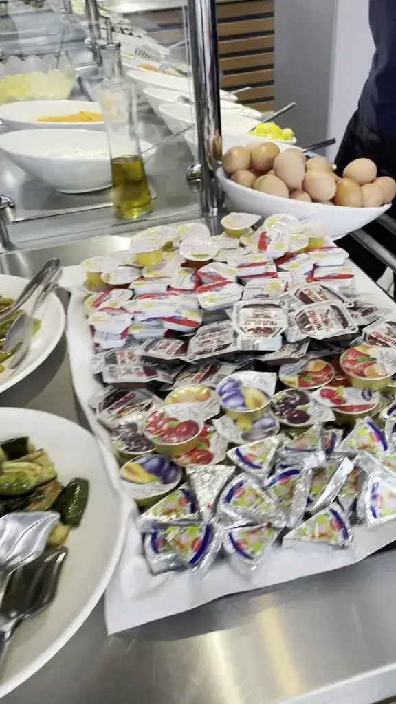 Mamdouh Yassin_à la louche_Granges-Paccot_avis