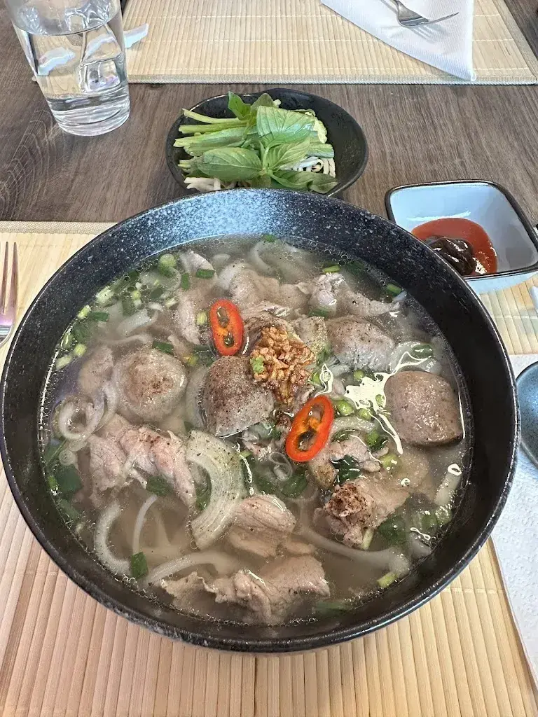 arisa nuchkrasae_Mama Vietnam_Wabern bei Bern_avis