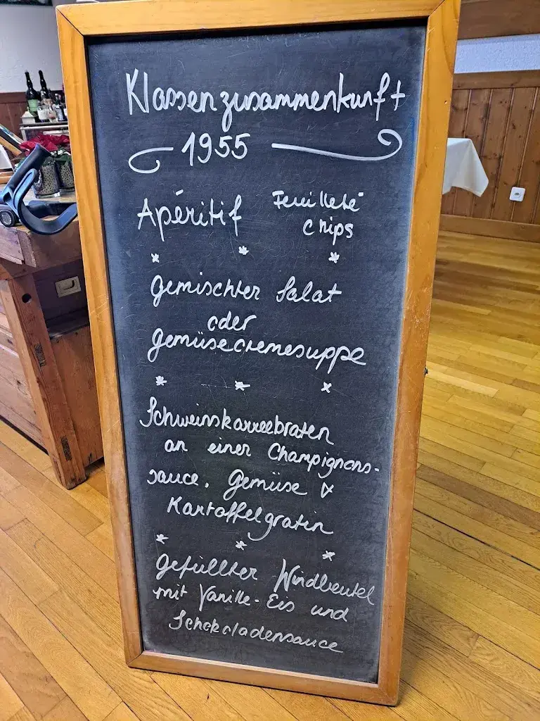 Gasthof zum Roten Kreuz restaurant à Giffers