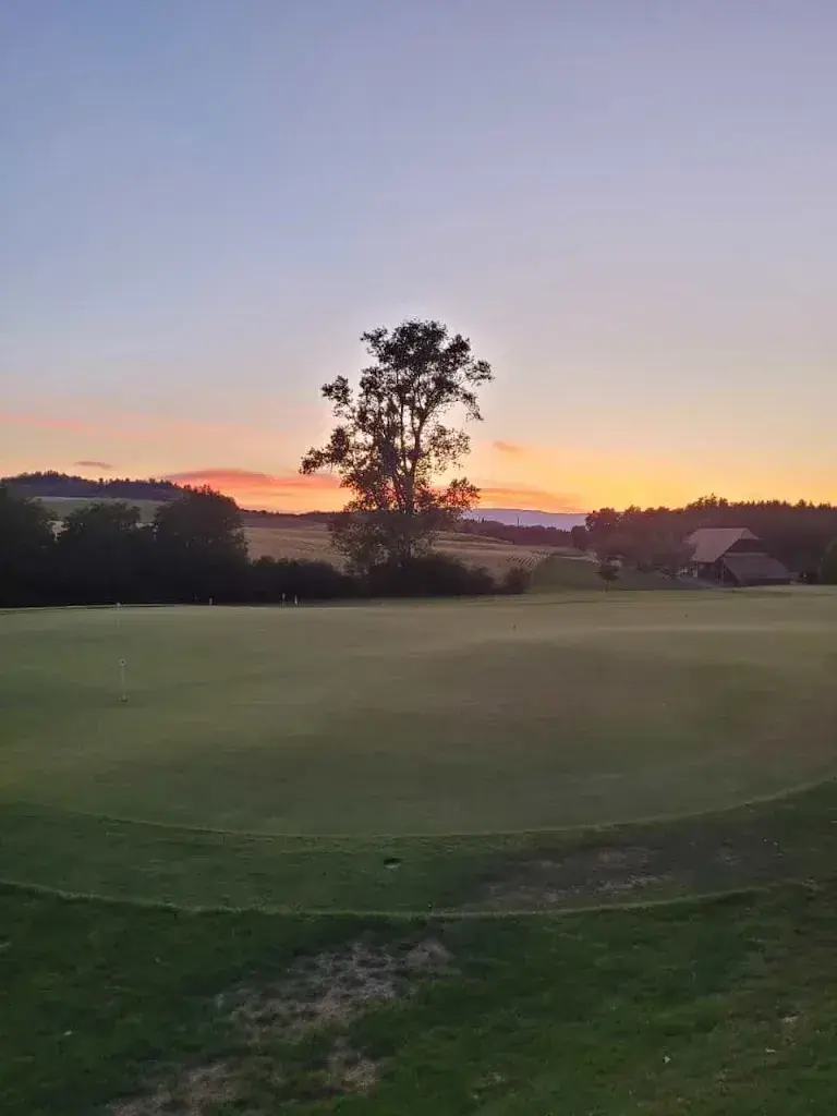 OnlyRider Snowboard Academy_Le Disnöf Golf de Wallenried_Wallenried_recensione