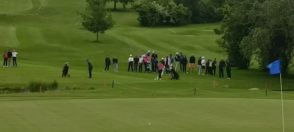 Salvatore Piredda_Le Disnöf Golf de Wallenried_Wallenried_recensione