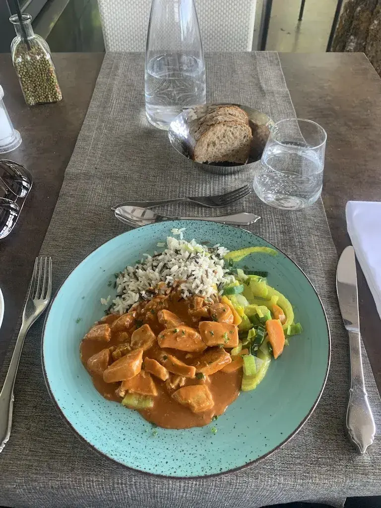 Georgios Akri.v._Restaurant Murtenhof_Murten_review