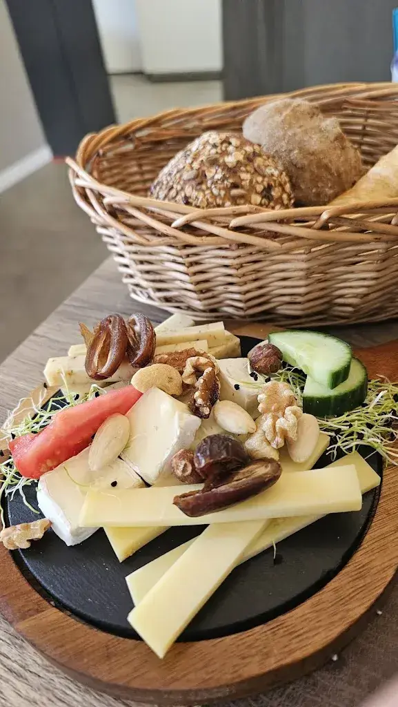 Monika Krainer_Bistro 11_Düdingen_avis