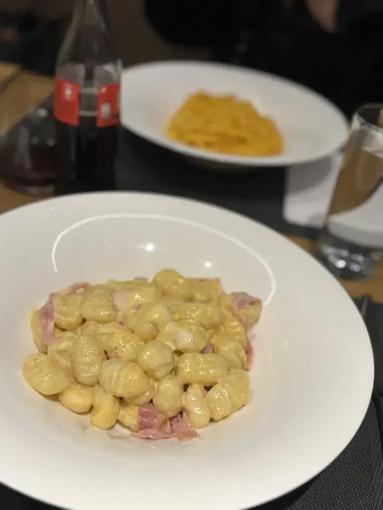 Jeong Seungho_PastaBar_Wabern bei Bern_review