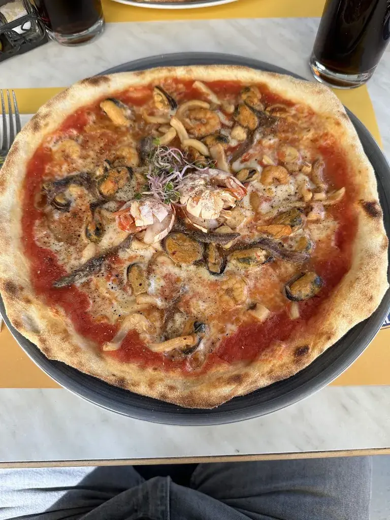 Menü_Restaurant Pizzeria Bella Italia_Bas-Vully_Bild_7