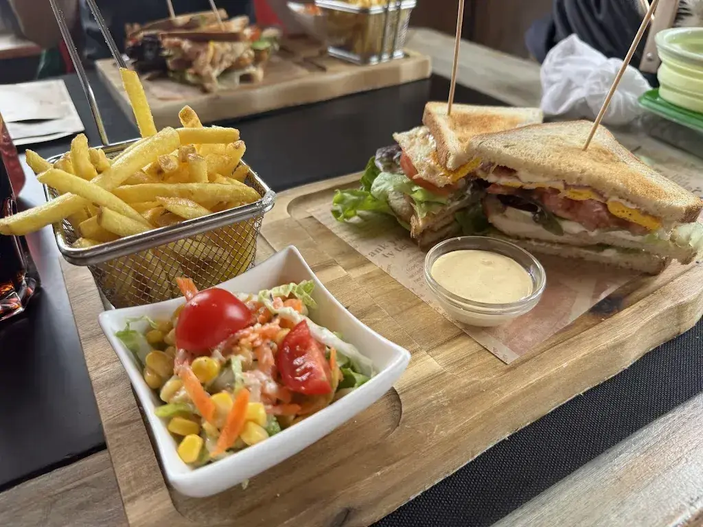 Yooney Lee_Hirschen Gastro Pub_Plaffeien_review