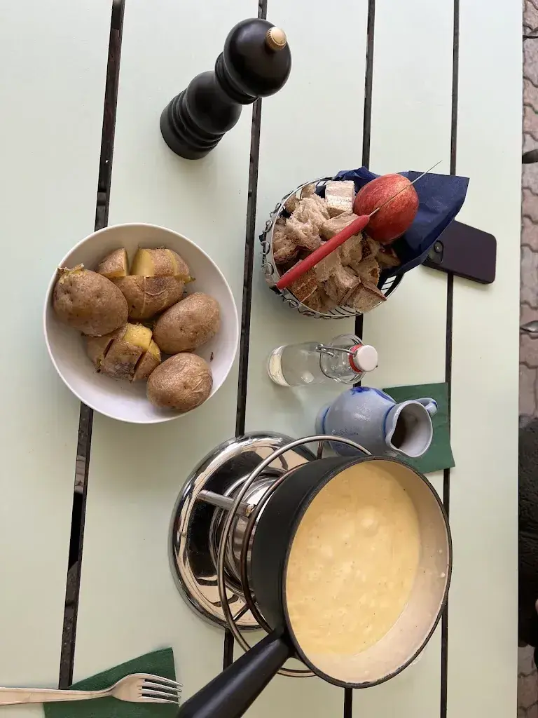 Sarah_Serini Eichholz_Köniz_review