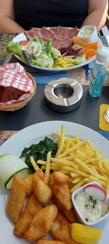 Menu_Restaurant Blüemlisalp_Alterswil_image_8