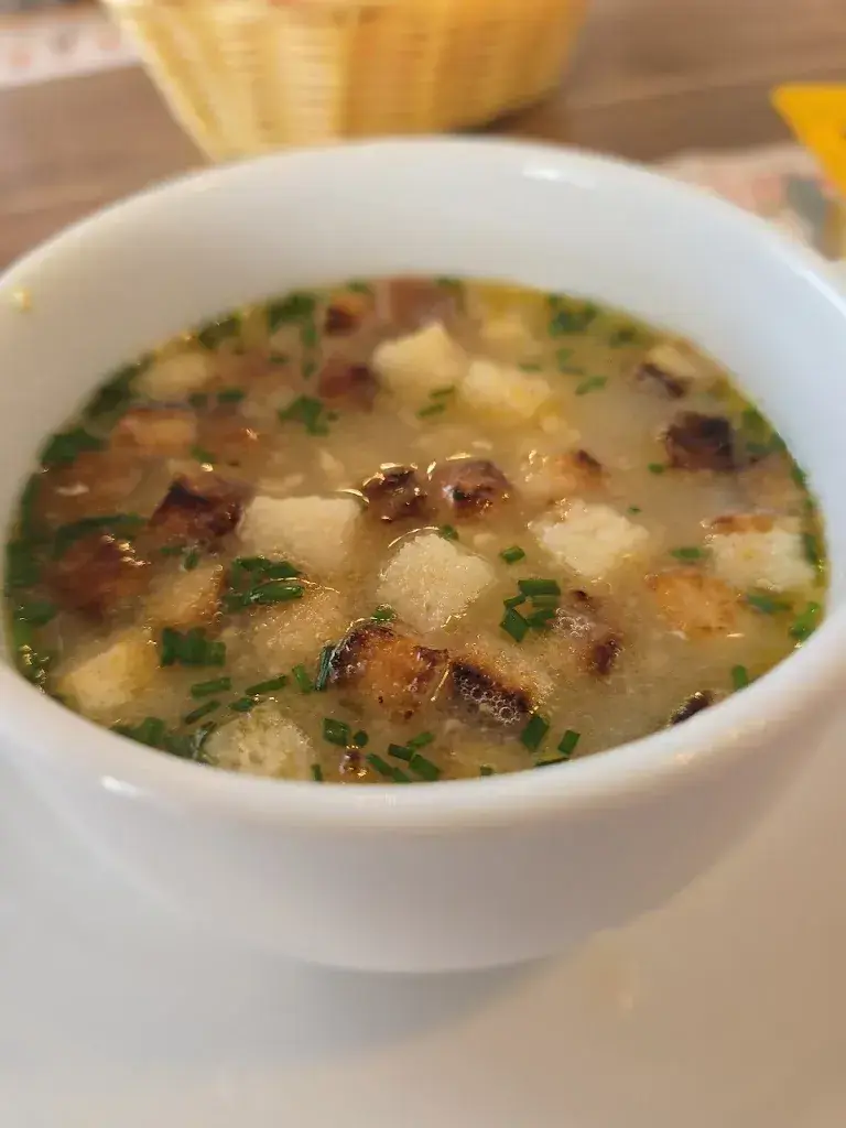 ross schnecke_Restaurant Blüemlisalp_Alterswil_avis