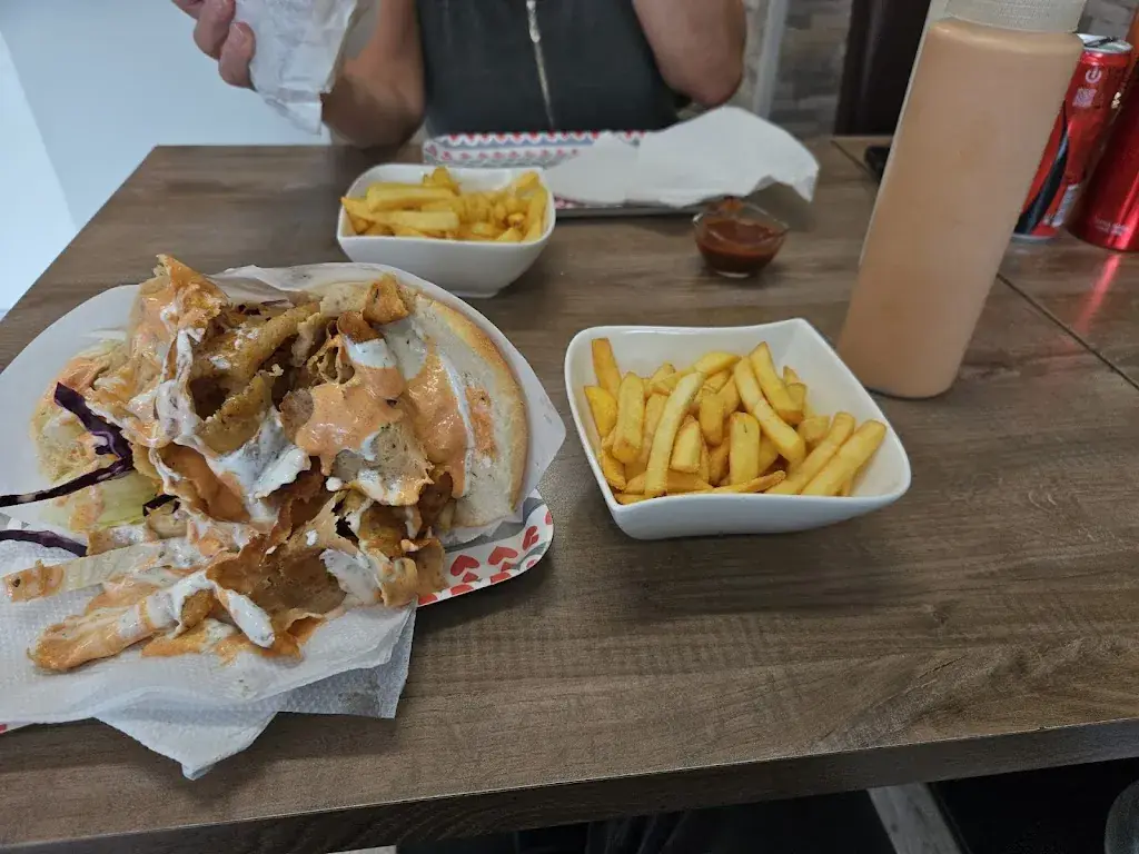 Matheus Santos_SULTAN KEBAB_Attalens_review