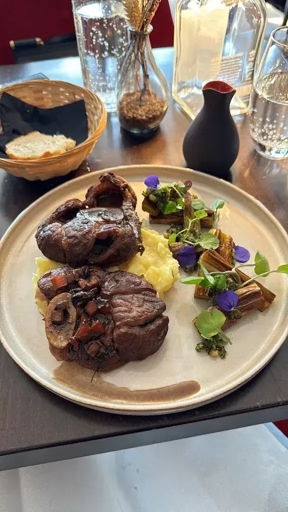 Mariana A_La Galerie_Vevey_avis