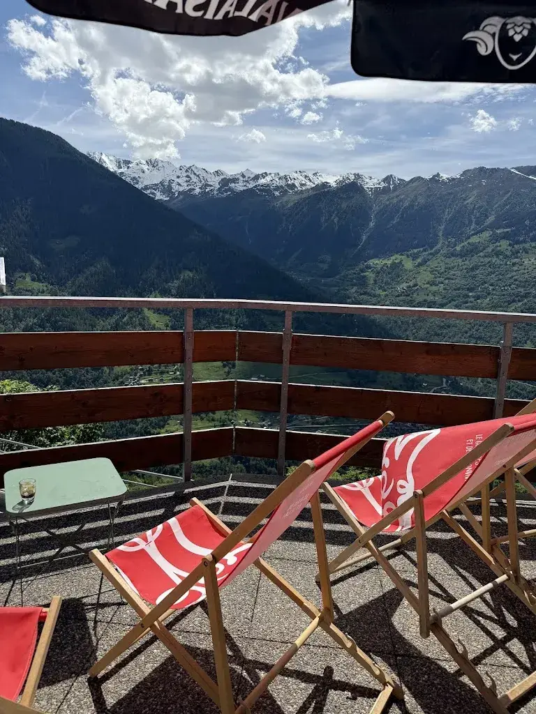 Janice M_Tea-Room-Crêperie La Promenade Sàrl_Saint-Martin_avis