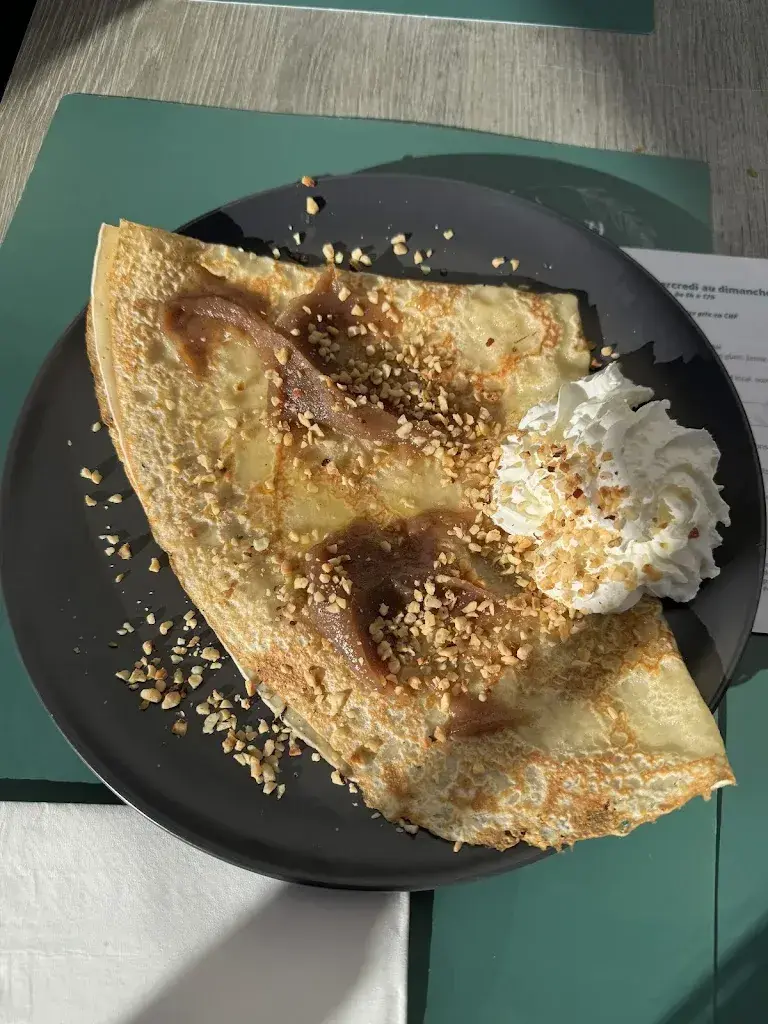 Annie Kopack_Tea-Room-Crêperie La Promenade Sàrl_Saint-Martin_avis