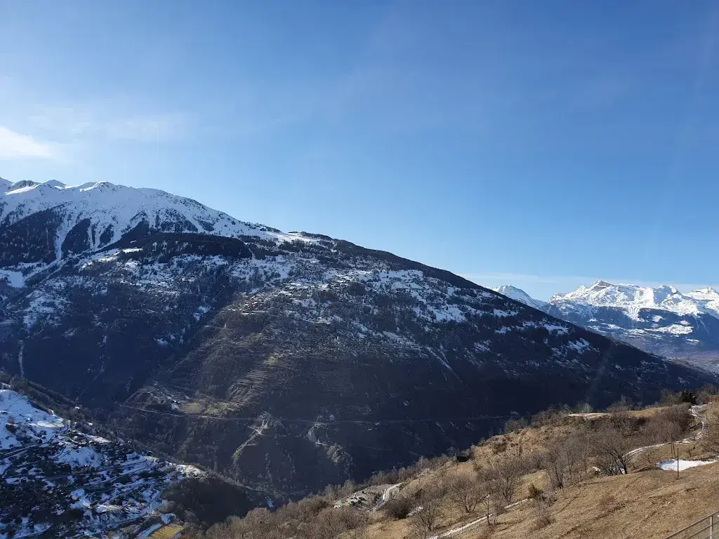 Matěj Mareček_Tea-Room-Crêperie La Promenade Sàrl_Saint-Martin_avis