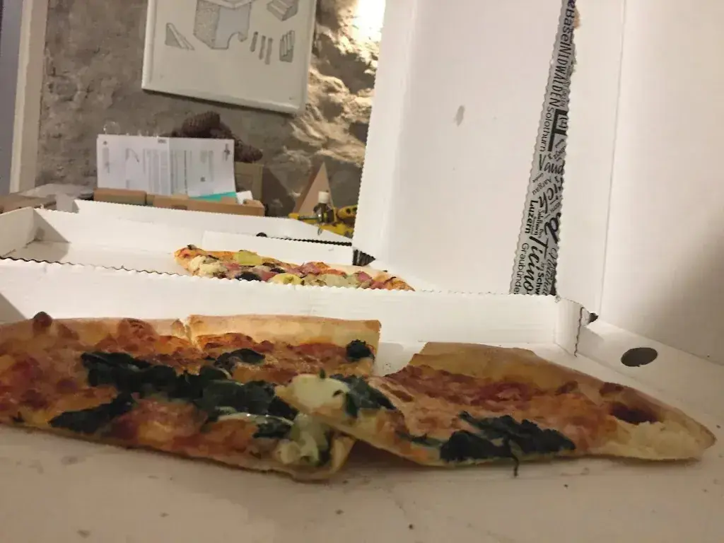 Babette Pauchon_Pizza Boss_Semsales_review