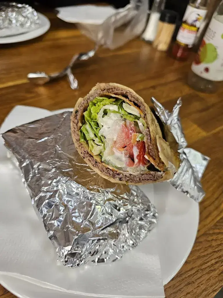 dhruva storz_Le Syrien_Vevey_review