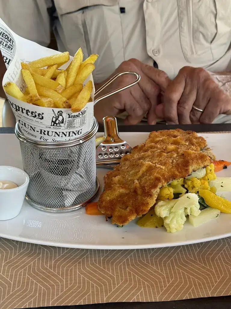 Catherine Shawarby_Movenpick Restaurant_Egerkingen_review