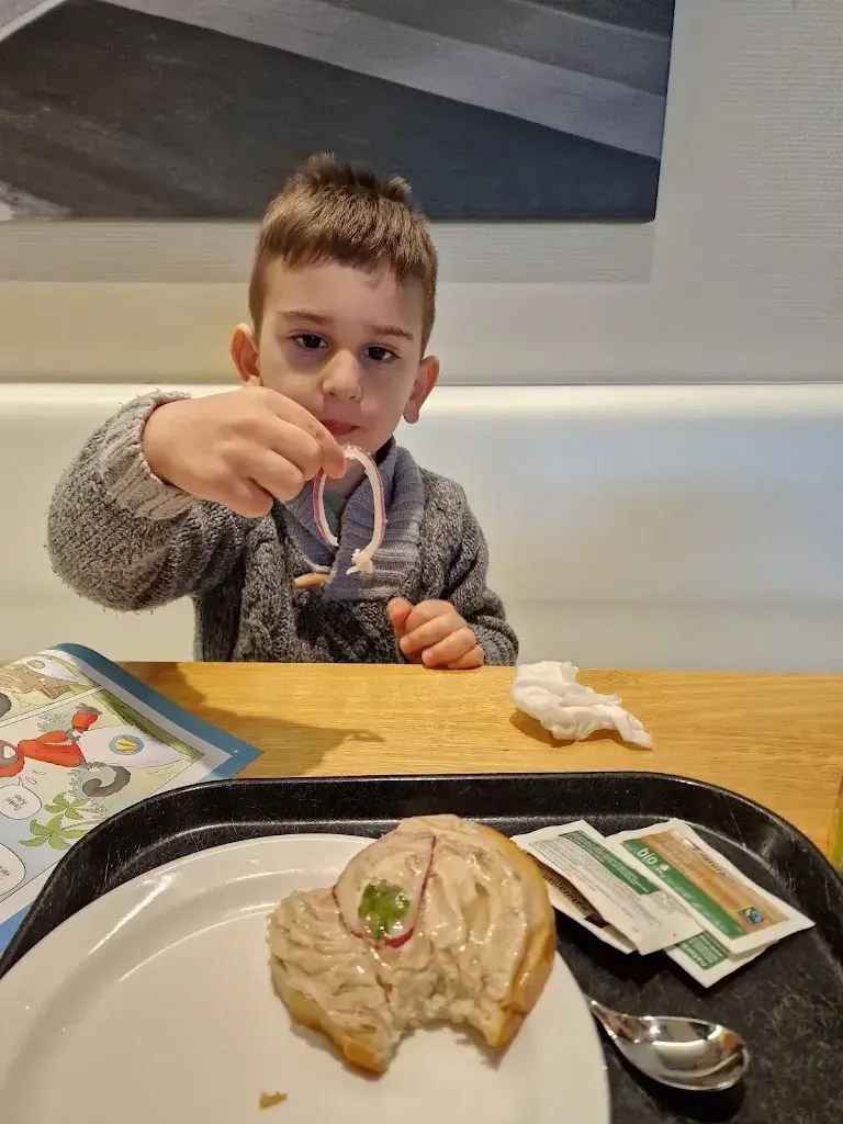 Simone Jordan_Coop Restaurant Egerkingen Gäupark_Egerkingen_avis