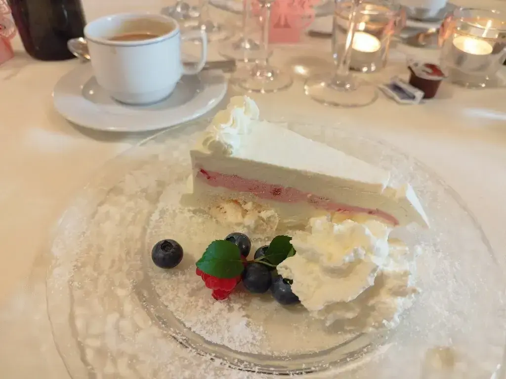 Dino Pelloli_Bergwirtschaft Bremgarten_Balsthal_avis