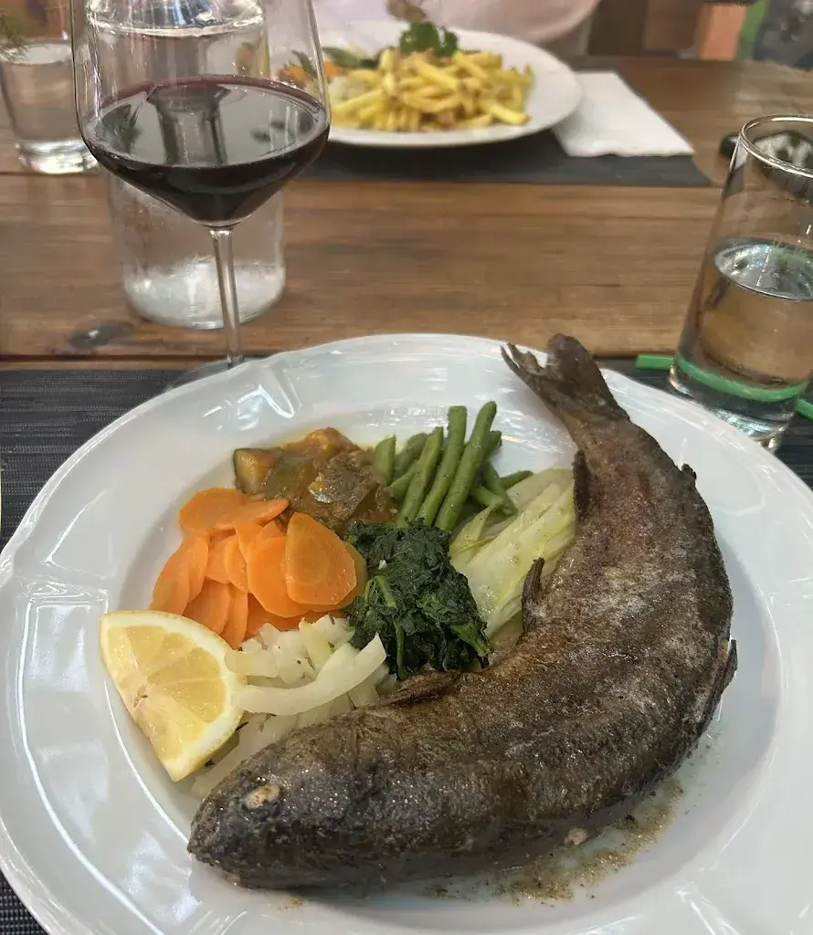 Sabrina Mannes_Gasthof Reh Herbetswil AG_Herbetswil_avis