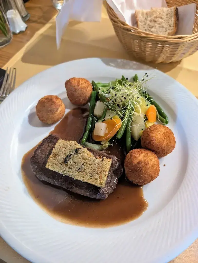 Captain Daniel_Bellevue_Lüsslingen_avis