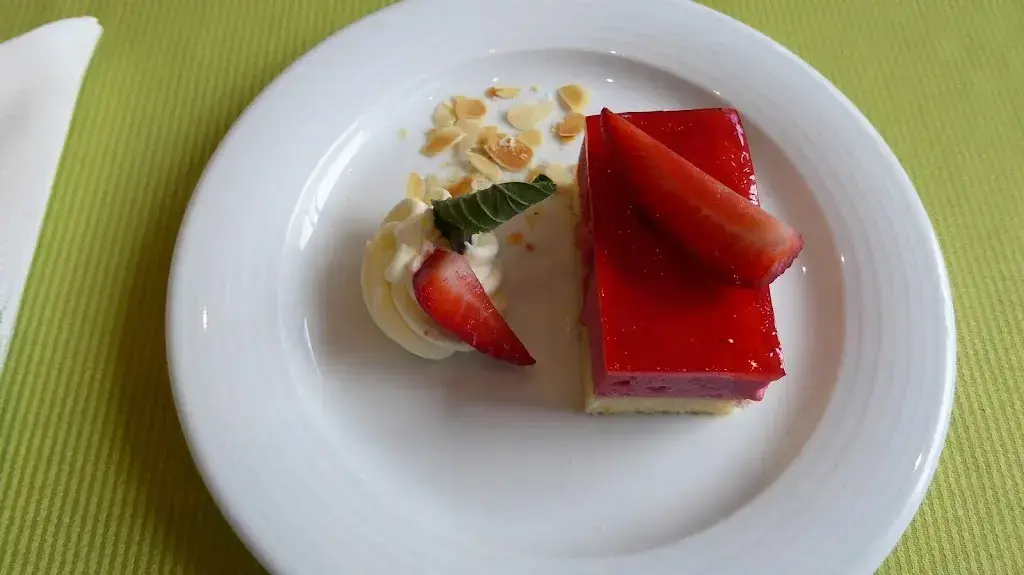 Menü_Restaurant Ischimatt - Die Cafeteria in der Region Solothurn mit saisonaler Küche_Langendorf_Bild_8