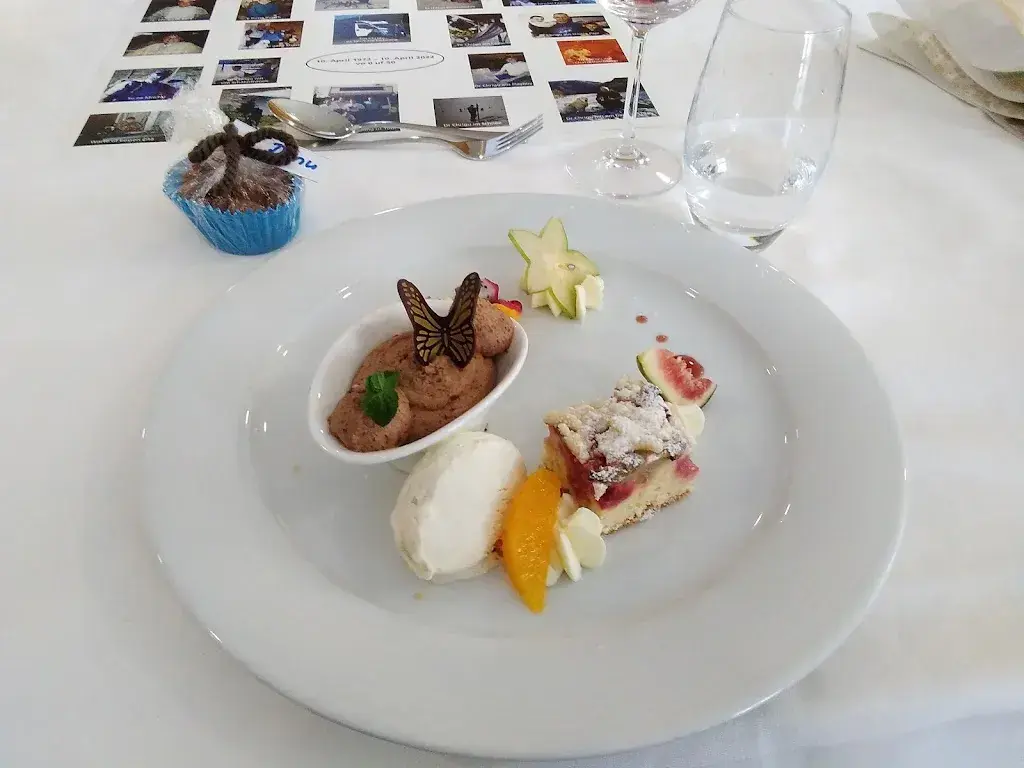 Daniel Rubattel_Restaurant Ischimatt - Die Cafeteria in der Region Solothurn mit saisonaler Küche_Langendorf_Bewertung