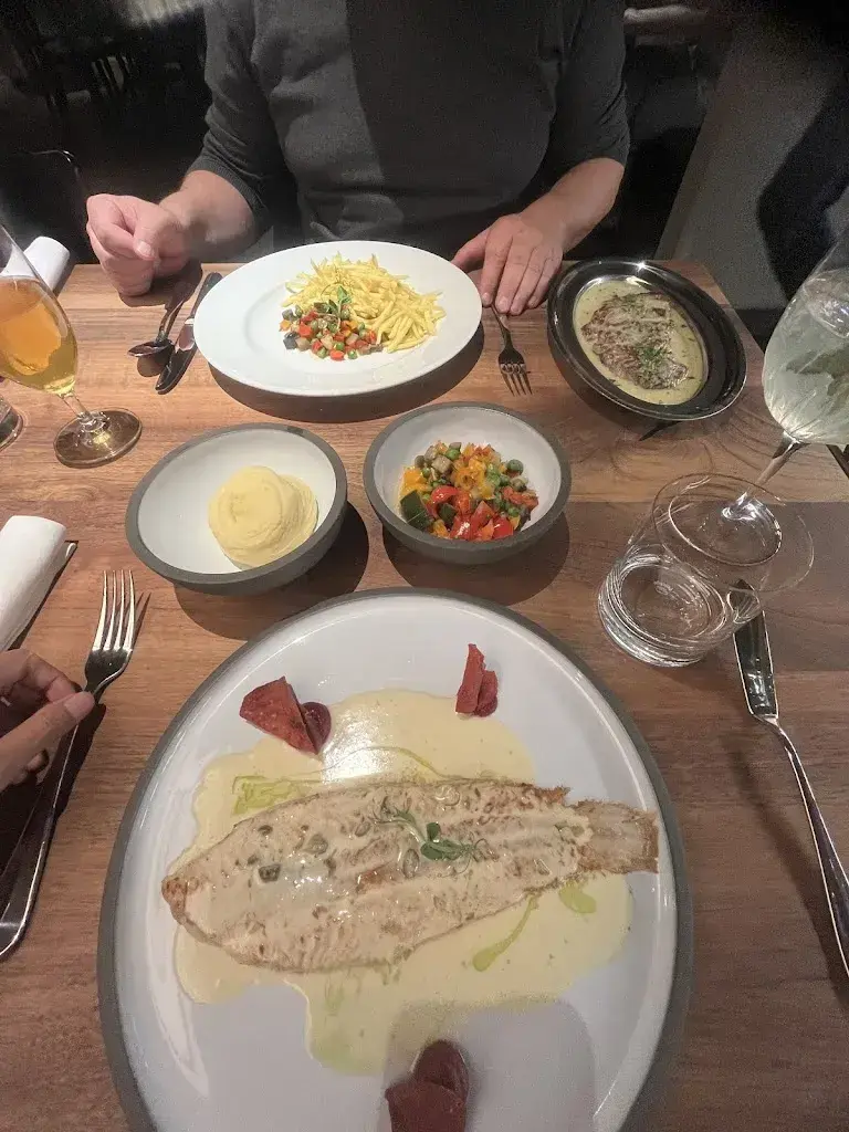 Desy Mariani_Brasserie Brugg_Brugg_avis