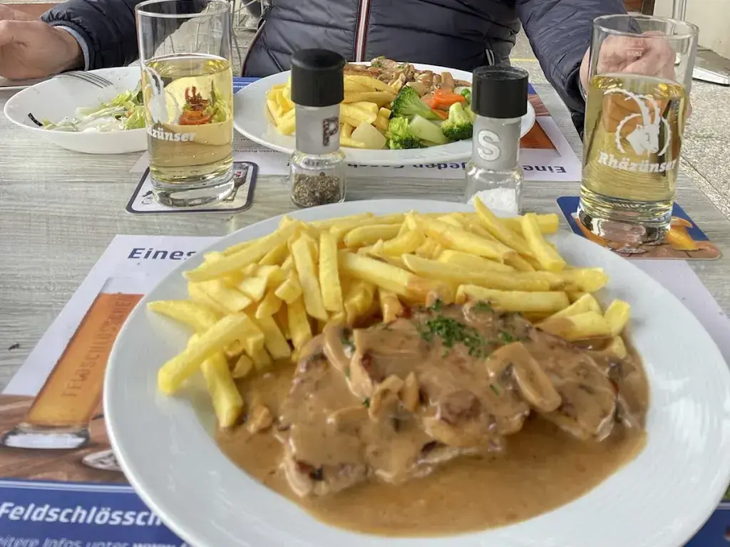 Menu_Zum Brunne_Biel-Benken_image_4