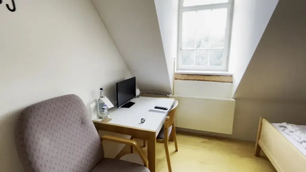 J • B •_Klosterhotel Kreuz_Metzerlen-Mariastein_recensione