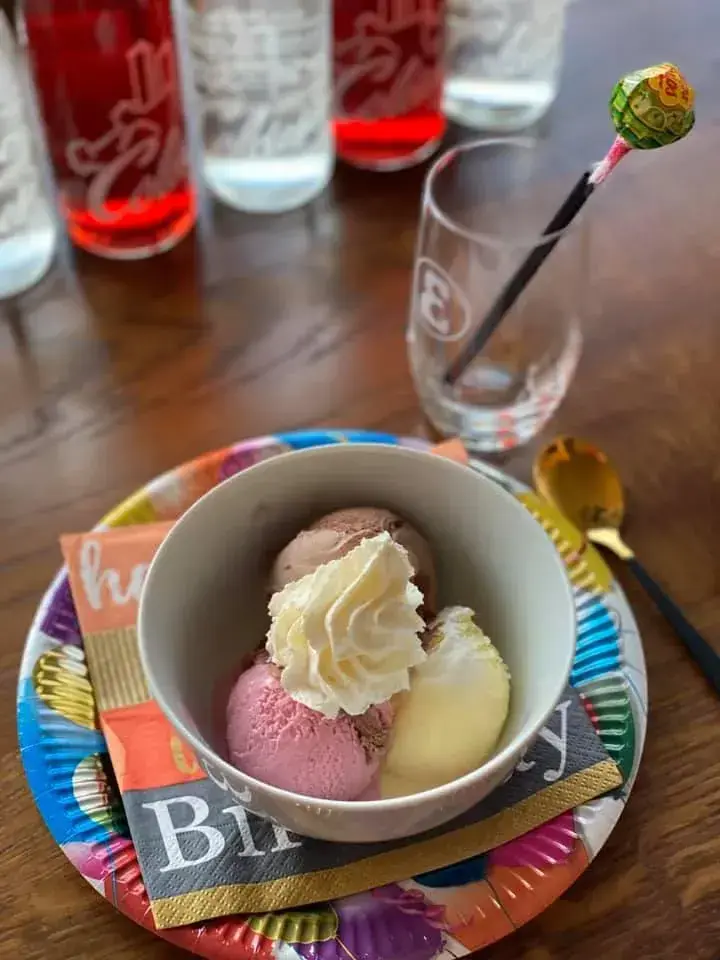 Menu_Bar alte Liebe Melanie und Marta Tschudin_Dornach_image_2