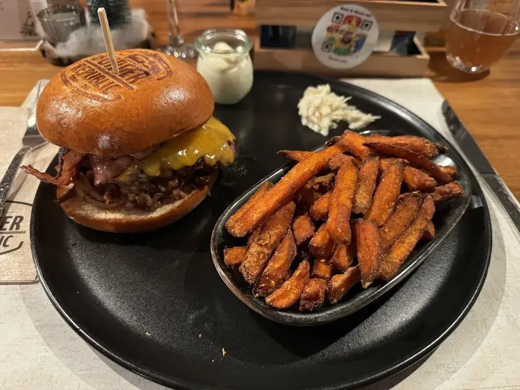 Robby Keys_Burger Republic Restaurant & Bar_Schönenwerd_review