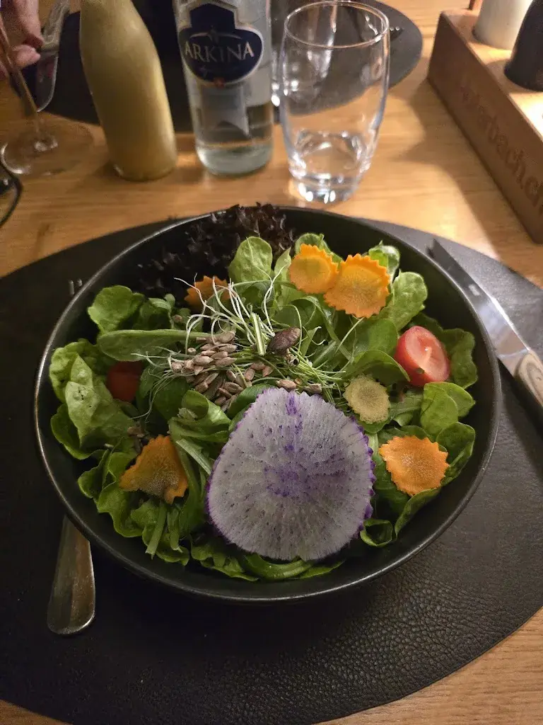 Emil Hiler_Hotel Restaurant Rössli_Luterbach_review