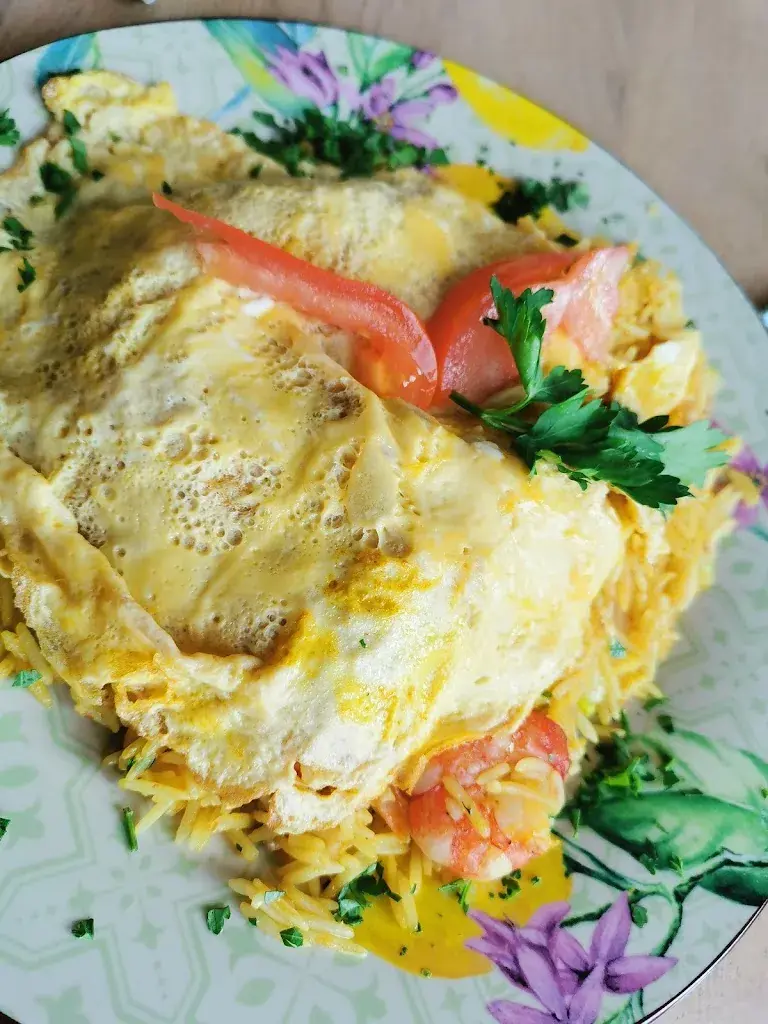 Marion Caracciolo_golden papaya derendingen_Derendingen_review