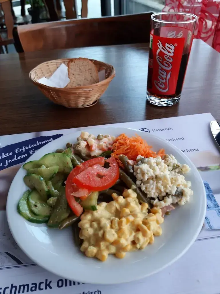 Roland Müller_Gastro Brodard GmbH Restaurant Saalbau Bad_Derendingen_review