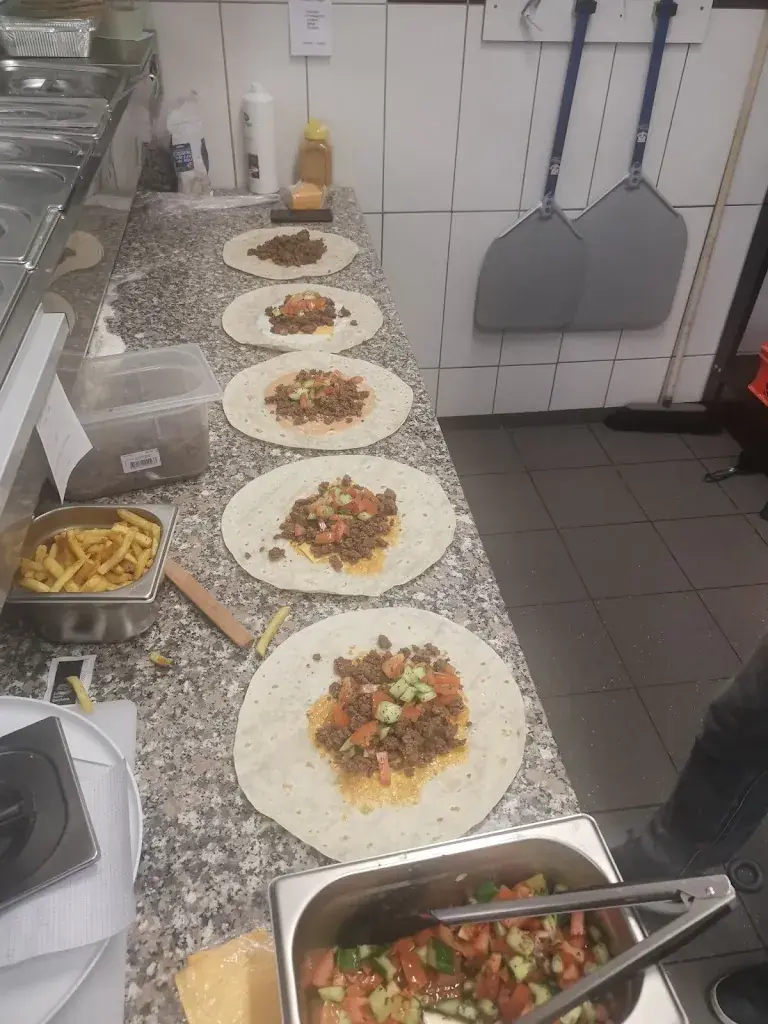 Bettle Pizza Kebab Haus restaurant à Bettlach