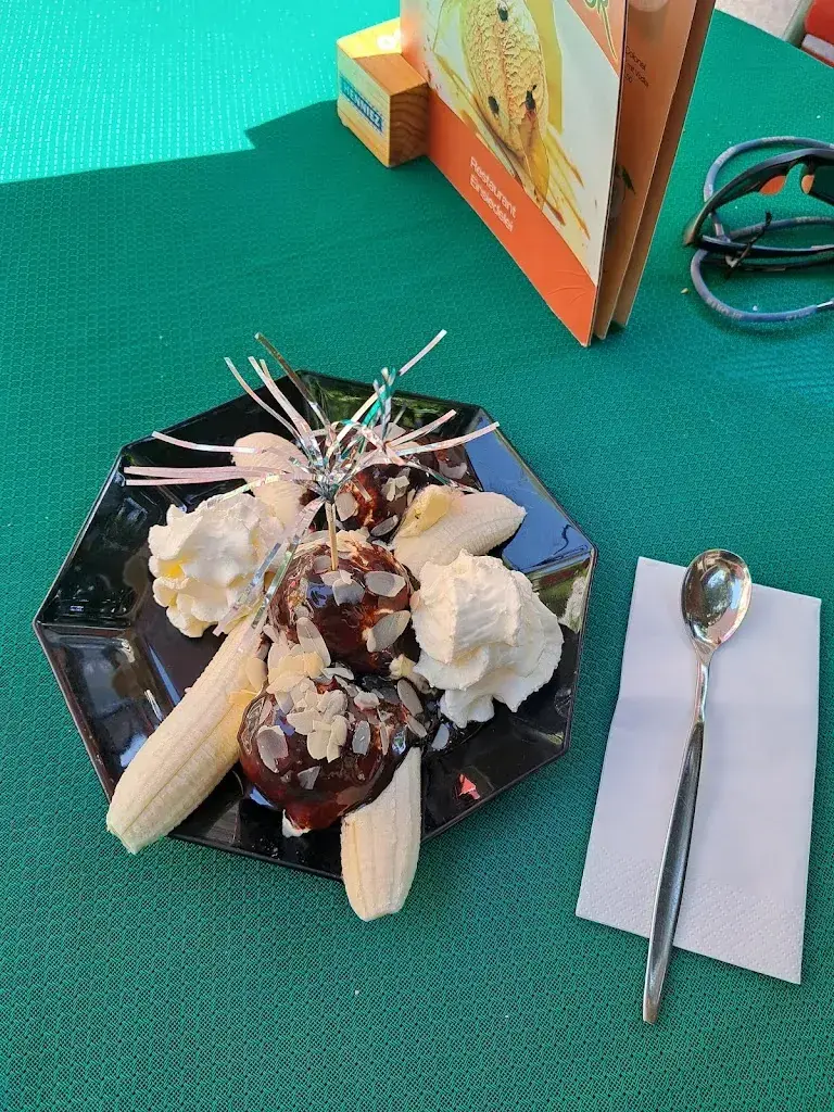 Restaurant Einsiedelei restaurant à Rüttenen