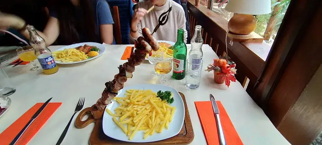 Táranis Nirfan_Restaurant Einsiedelei_Rüttenen_Bewertung