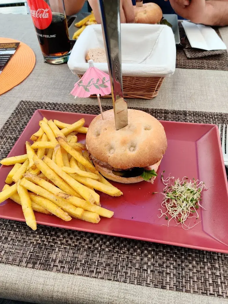 Marcel Herzog_Restaurant Kreuzacker_Wil_review