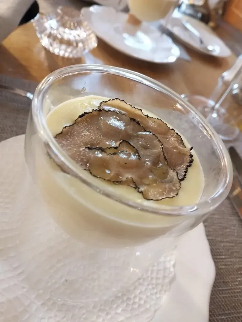 Sebastian Sabasan_Gasthaus zum goldenen Rössli_Wil_review