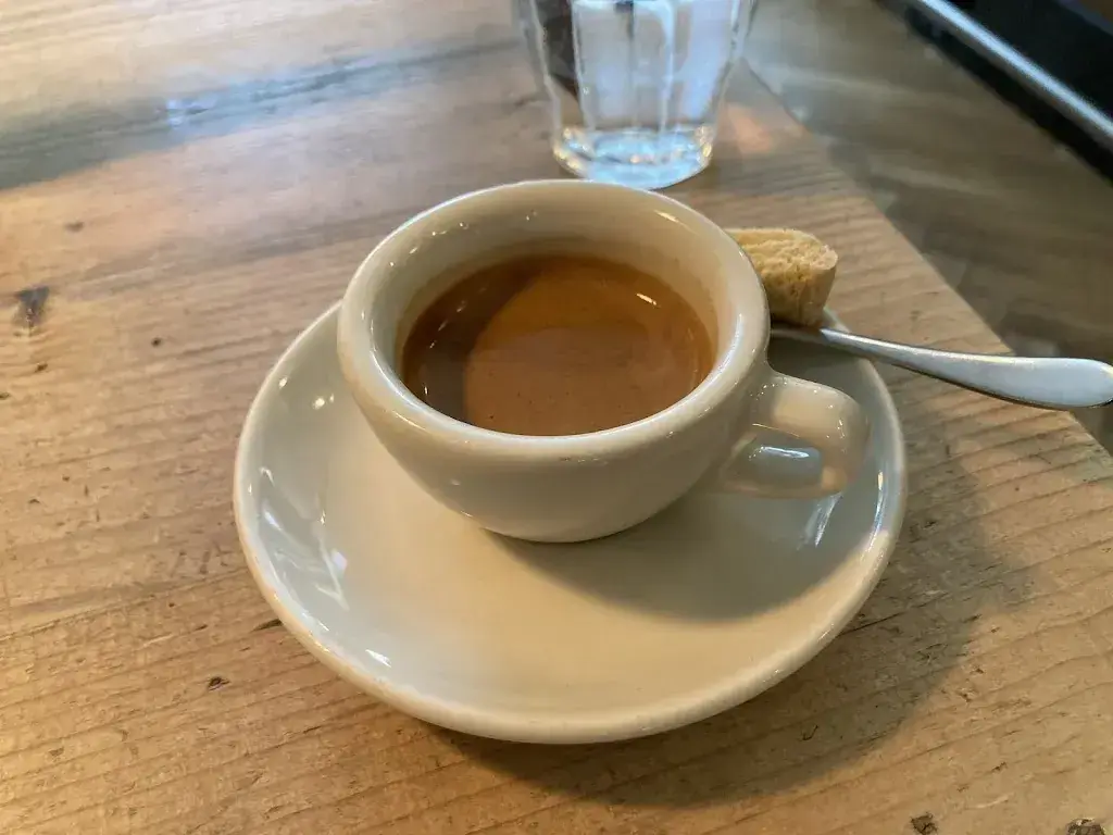 John Dickinson_Cafè Bar La Moka_Wil_Bewertung