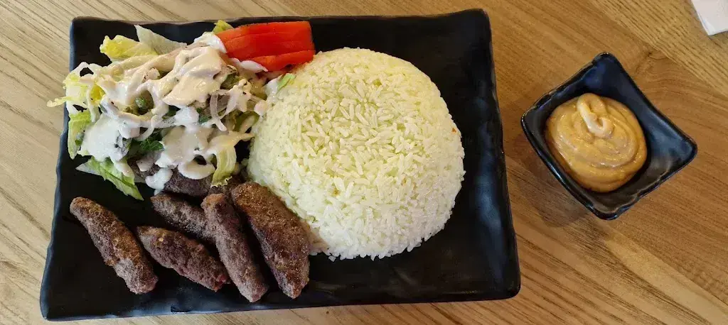 Menu_Train Station Pizza.Schawrma essen kurier Halal_Wil_image_9