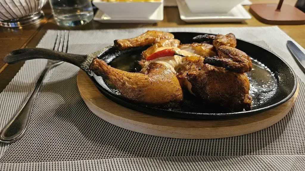 Hanspeter Keller_Güggeli Bären_Mägenwil_review