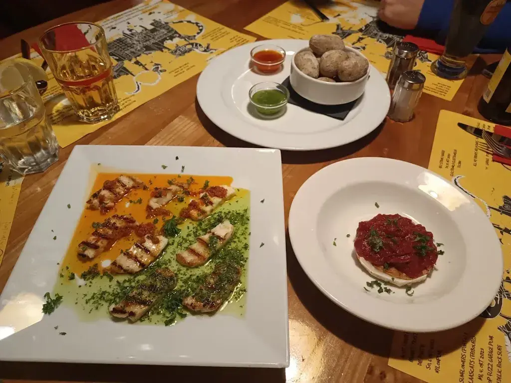 Marina Baisch_Sous Le Pont_Bern_review